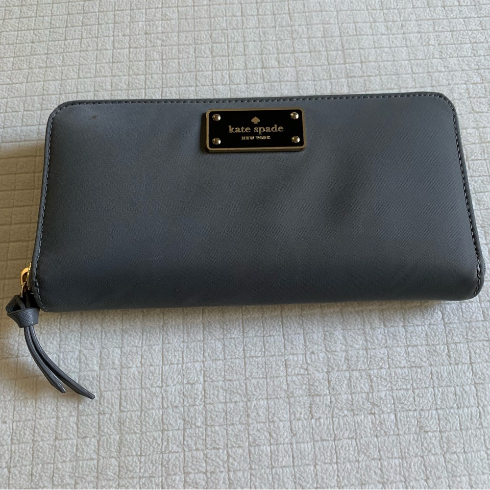 Kate Spade grey wallet